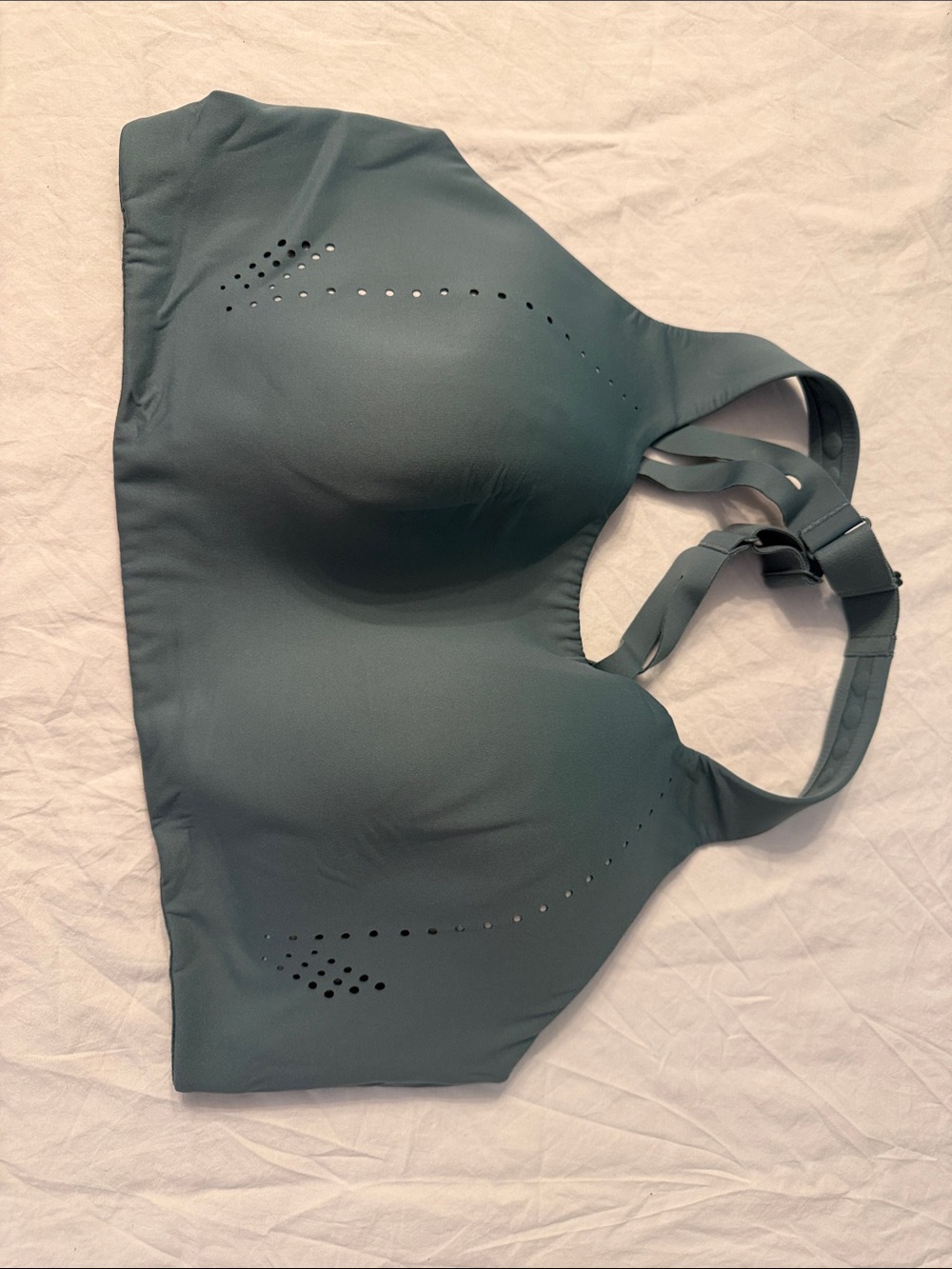 lululemon athletica Air SupportTeal Sports Bra with Laser-Cut Venting